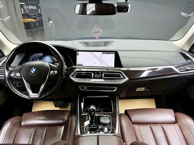 BMW寶馬 X5  第9張相片