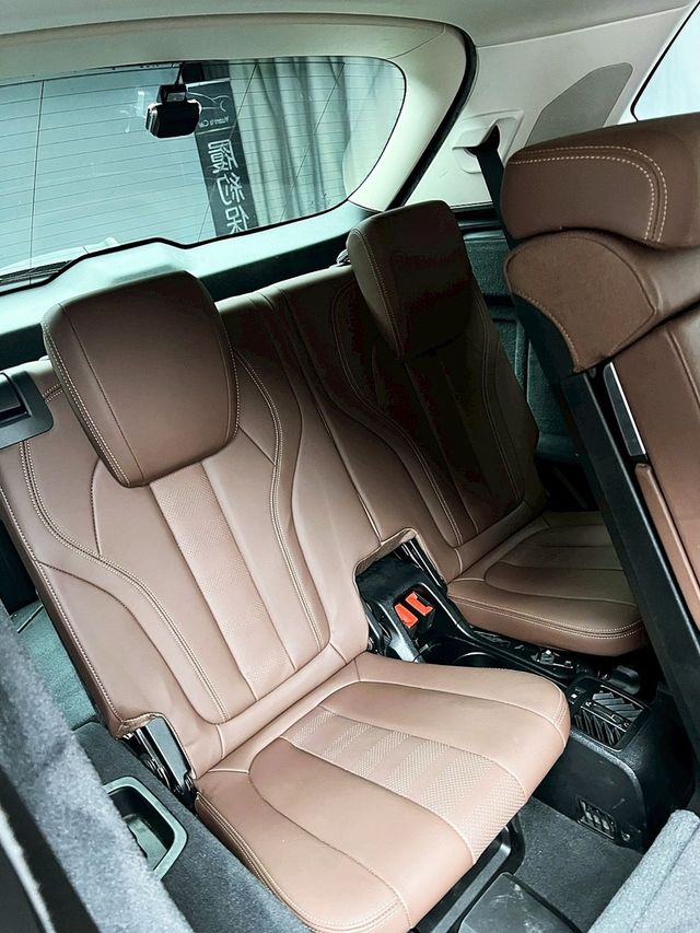 BMW寶馬 X5  第15張相片