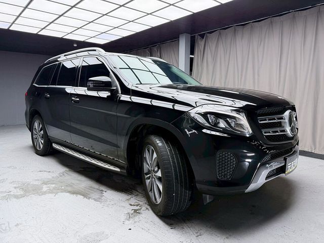 M-BENZ賓士 GLS 350D  第3張相片