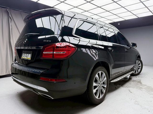 M-BENZ賓士 GLS 350D  第6張相片