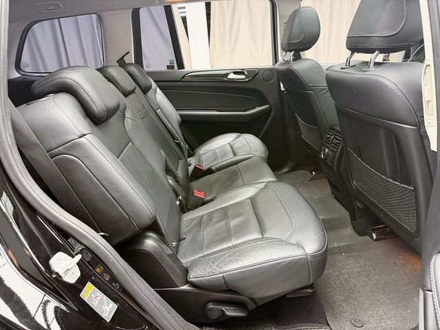 M-BENZ賓士 GLS 350D  第14張相片