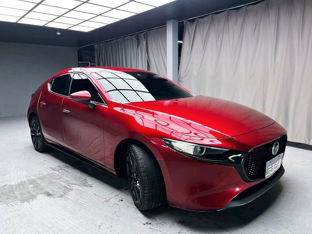 MAZDA馬自達 MAZDA 3  第3張相片