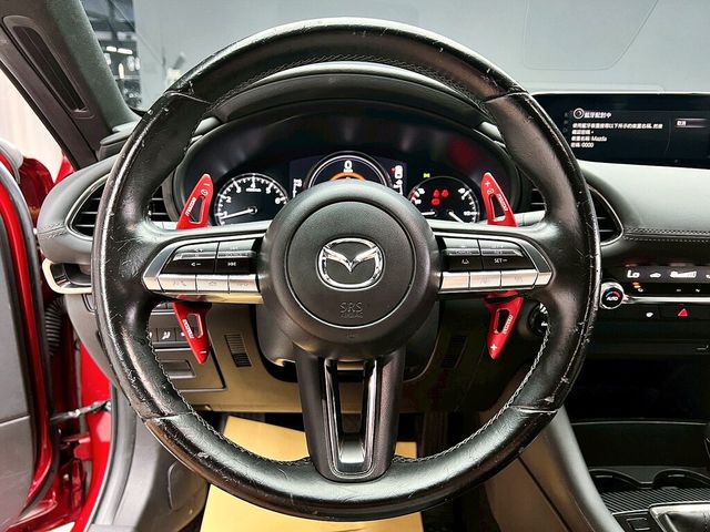 MAZDA馬自達 MAZDA 3  第15張相片