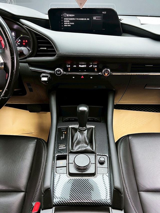 MAZDA馬自達 MAZDA 3  第16張相片