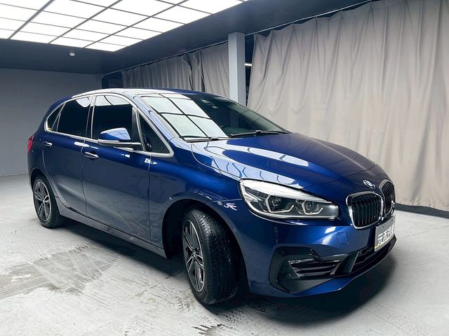 BMW寶馬 220I  第3張相片