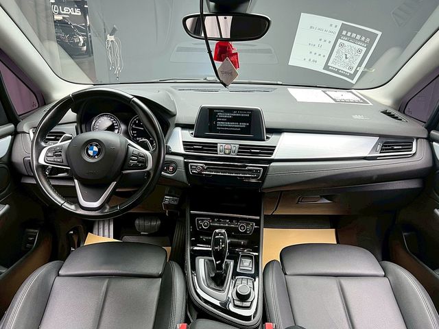 BMW寶馬 220I  第9張相片
