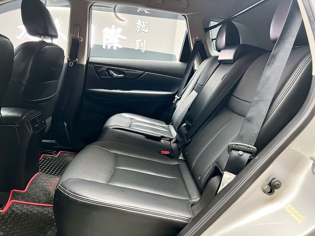 NISSAN日產 X-TRAIL  第13張相片