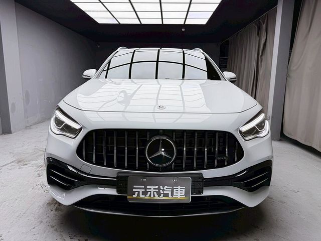 M-BENZ賓士 GLA45 AMG  第2張相片