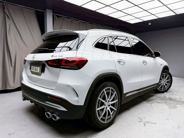 M-BENZ賓士 GLA45 AMG  第6張相片