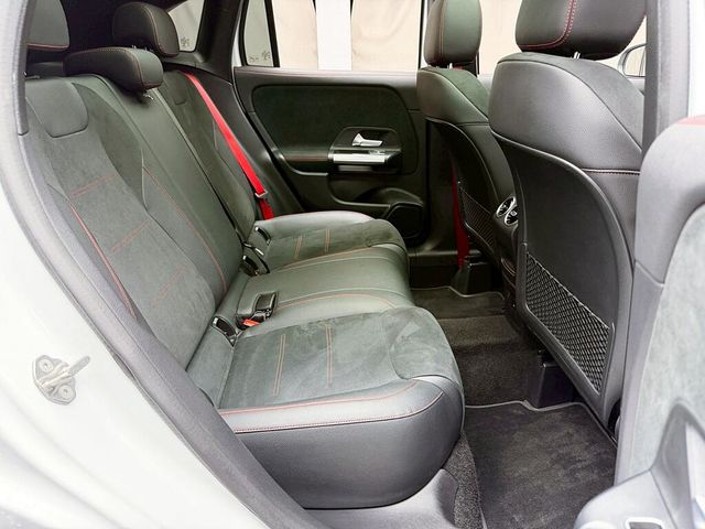 M-BENZ賓士 GLA45 AMG  第14張相片