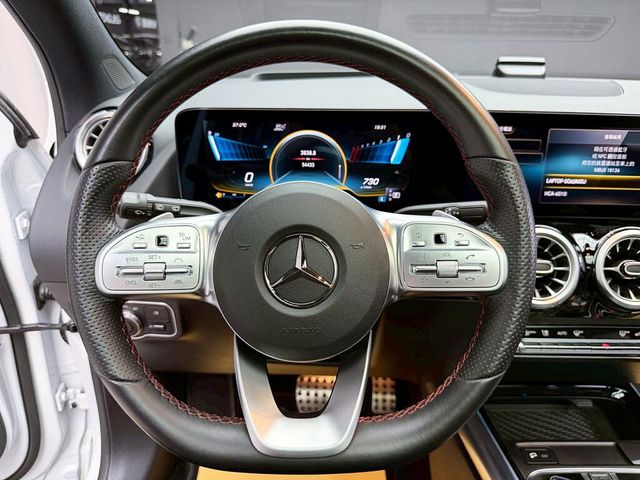 M-BENZ賓士 GLA45 AMG  第15張相片