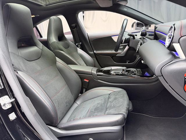 M-BENZ賓士 CLA250 4MATIC  第12張相片