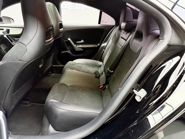 M-BENZ賓士 CLA250 4MATIC  第13張相片