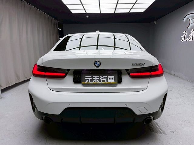 BMW寶馬 320I M SPORT  第5張相片