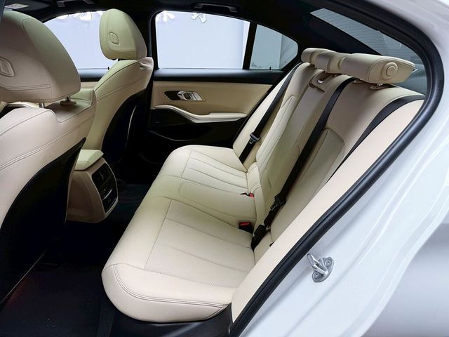 BMW寶馬 320I M SPORT  第13張相片