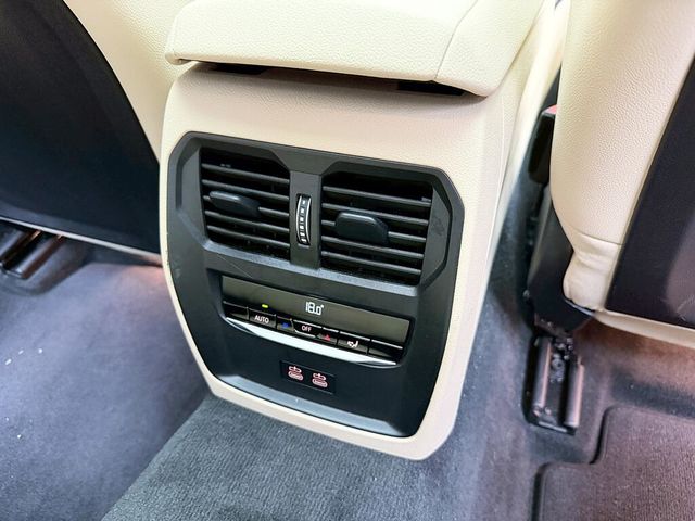 BMW寶馬 320I M SPORT  第17張相片