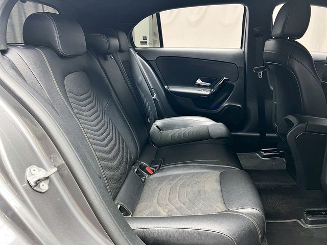 M-BENZ賓士 A180  第14張相片