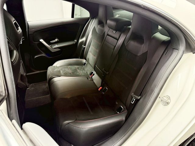 M-BENZ賓士 CLA250 4MATIC  第13張相片