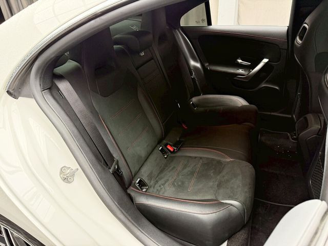 M-BENZ賓士 CLA250 4MATIC  第14張相片