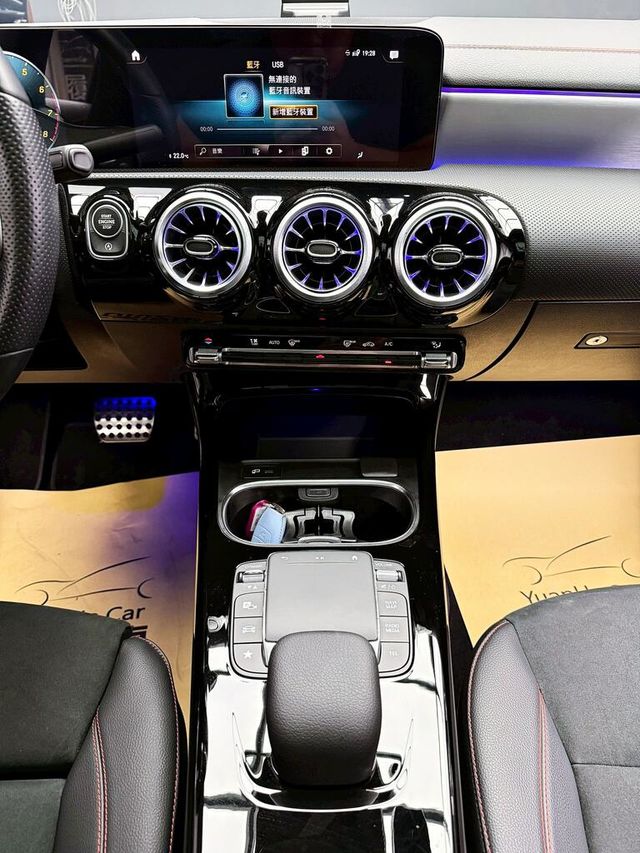 M-BENZ賓士 CLA250 4MATIC  第16張相片