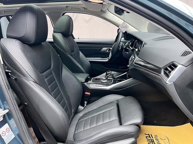 BMW寶馬 320I TOURING  第12張相片