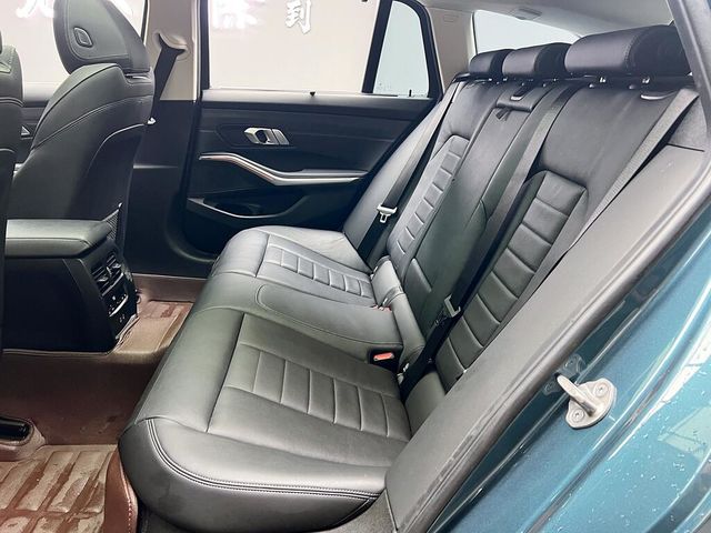 BMW寶馬 320I TOURING  第13張相片