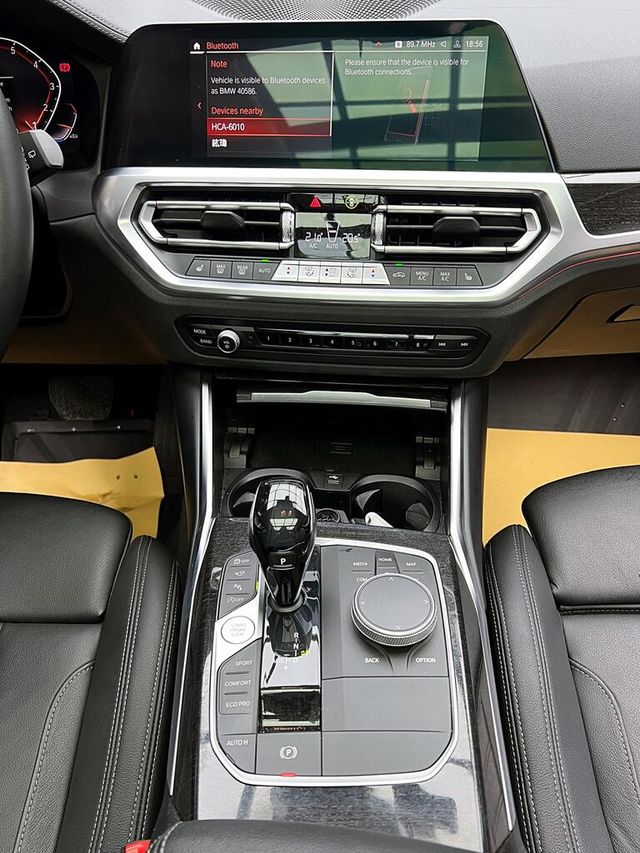 BMW寶馬 320I TOURING  第16張相片