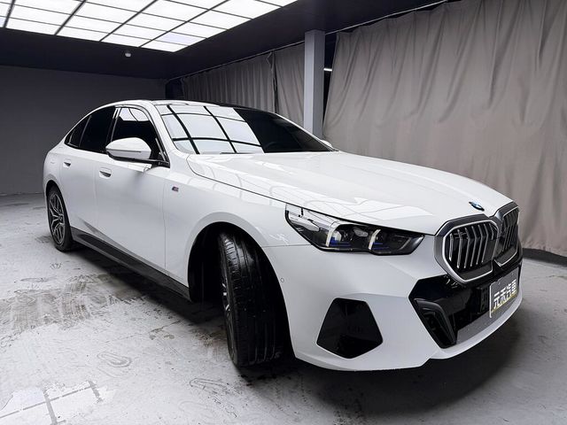 BMW寶馬 520I  第3張相片