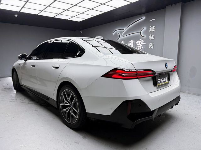 BMW寶馬 520I  第4張相片