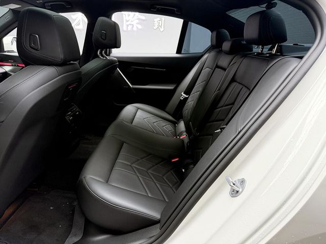 BMW寶馬 520I  第13張相片