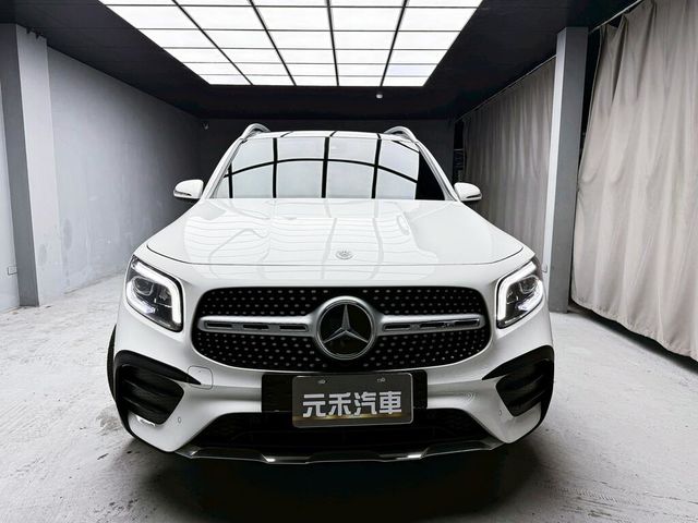 M-BENZ賓士 GLB250  第2張相片