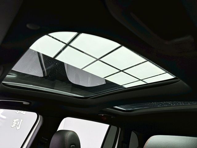 M-BENZ賓士 GLB250  第9張相片
