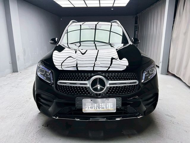 M-BENZ賓士 GLB250  第2張相片