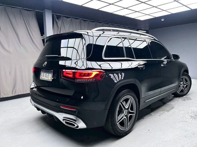 M-BENZ賓士 GLB250  第6張相片