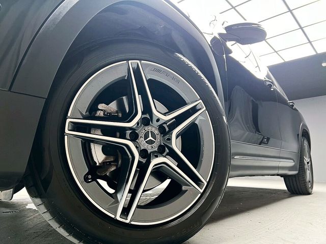 M-BENZ賓士 GLB250  第8張相片