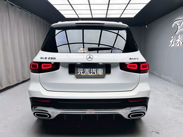 M-BENZ賓士 GLB250  第5張相片