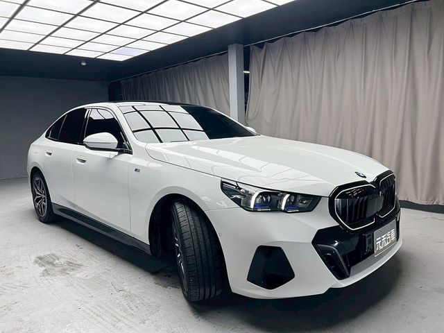 BMW寶馬 520I  第3張相片
