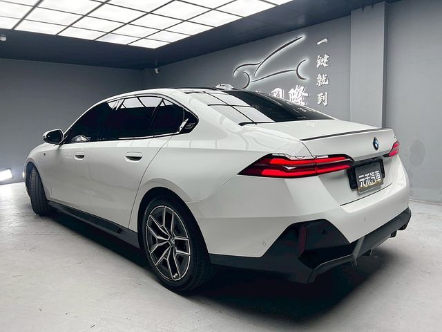 BMW寶馬 520I  第4張相片