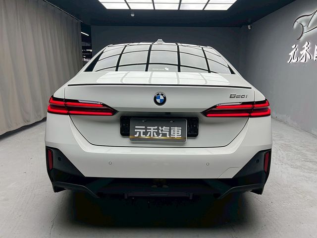 BMW寶馬 520I  第5張相片