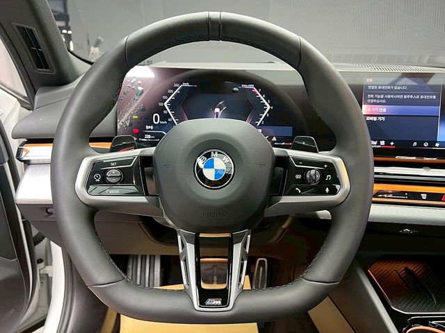 BMW寶馬 520I  第15張相片