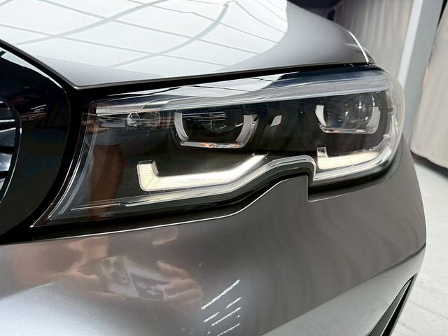 BMW寶馬 320I TOURING  第7張相片
