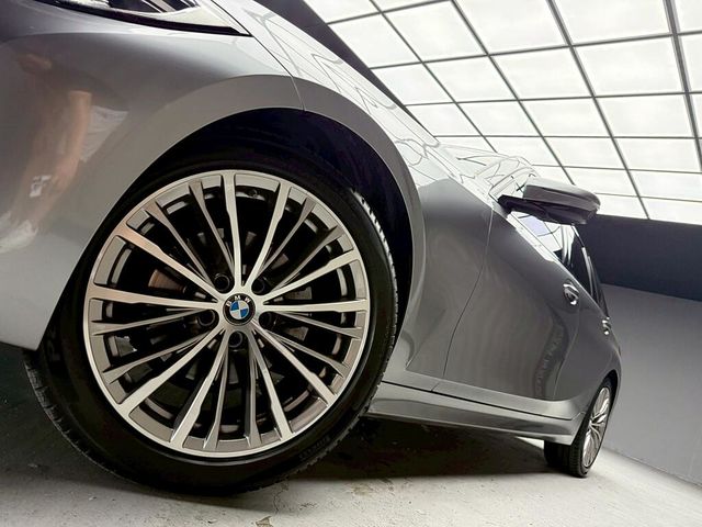 BMW寶馬 320I TOURING  第8張相片