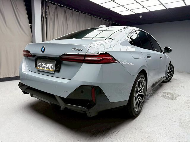 BMW寶馬 520I  第6張相片