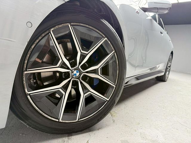 BMW寶馬 520I  第8張相片