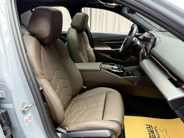 BMW寶馬 520I  第12張相片