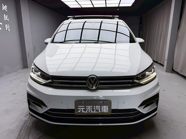 VOLKSWAGEN福斯 TOURAN  第2張相片