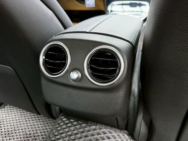 M-BENZ賓士 C200  第17張相片