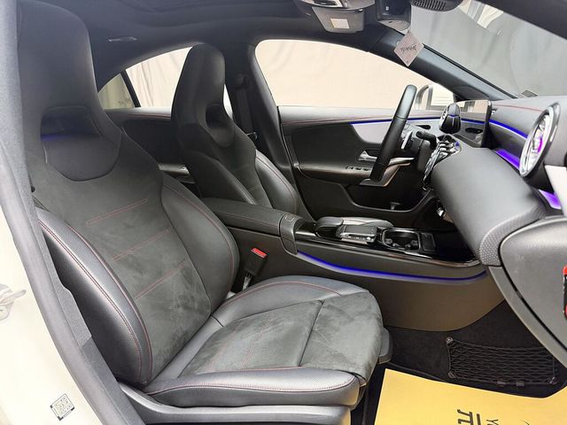 M-BENZ賓士 CLA250 4MATIC  第12張相片