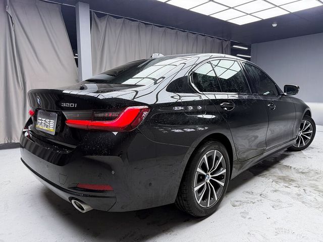 BMW寶馬 320I  第6張相片