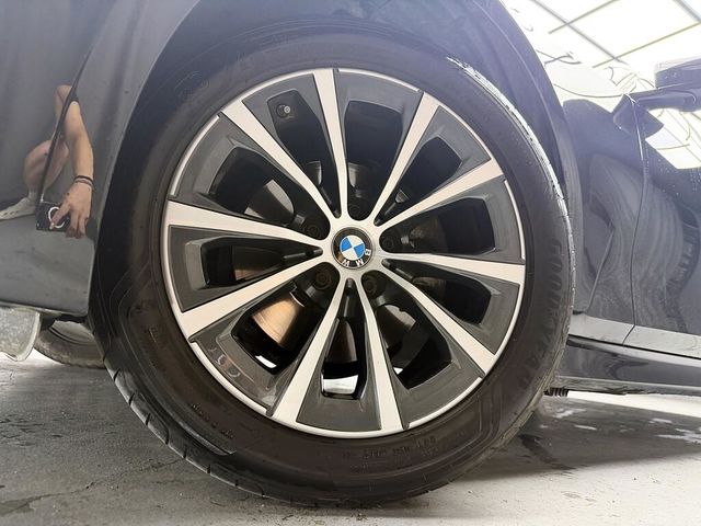 BMW寶馬 320I  第8張相片